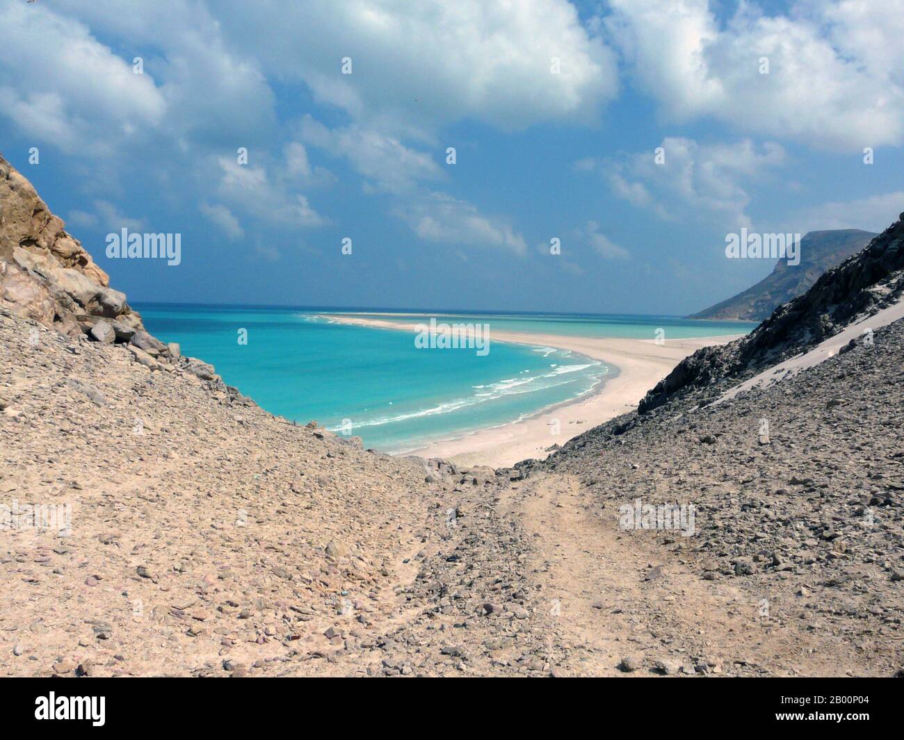 Yemen: Socotra Island (Suqutra Island), beach at Qlinsia, West of island.  Socotra, also spelt Soqotra, is a small archipelago of four islands in the Indian Ocean. The largest island, also called Socotra, is about 95% of the landmass of the archipelago. It lies some 240 km (150 mi) east of the Horn of Africa and 380 km (240 mi) south of the Arabian Peninsula. The island is very isolated and through the process of speciation, a third of its plant life is found nowhere else on the planet. It has been described as the most alien-looking place on Earth. Socotra is part of the Republic of Yemen. Stock Photo