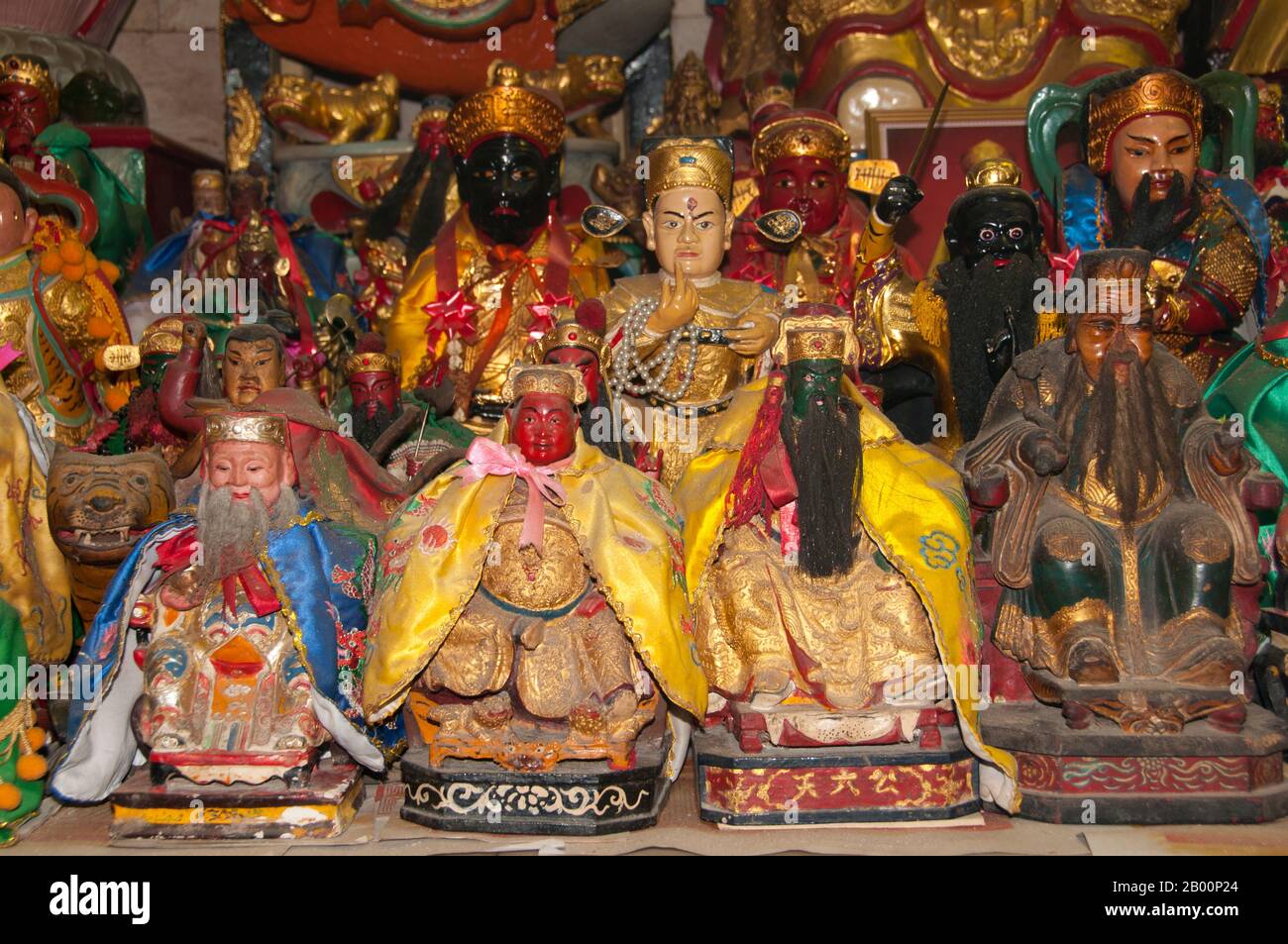 Chinese Taoist Temple Altar Gods High Resolution Stock Photography and ...