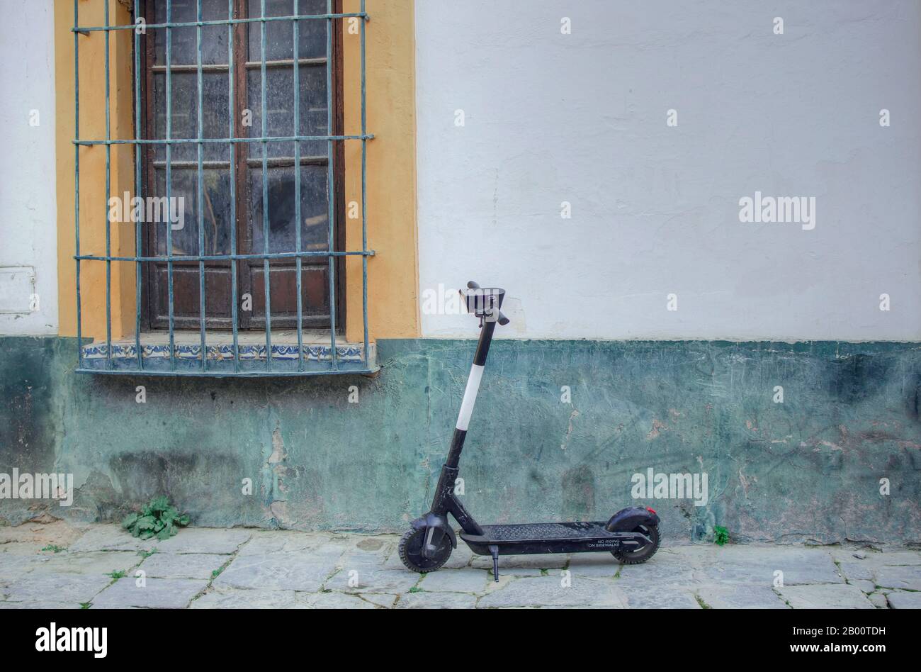 Scooter to rent hi-res stock photography and images - Alamy
