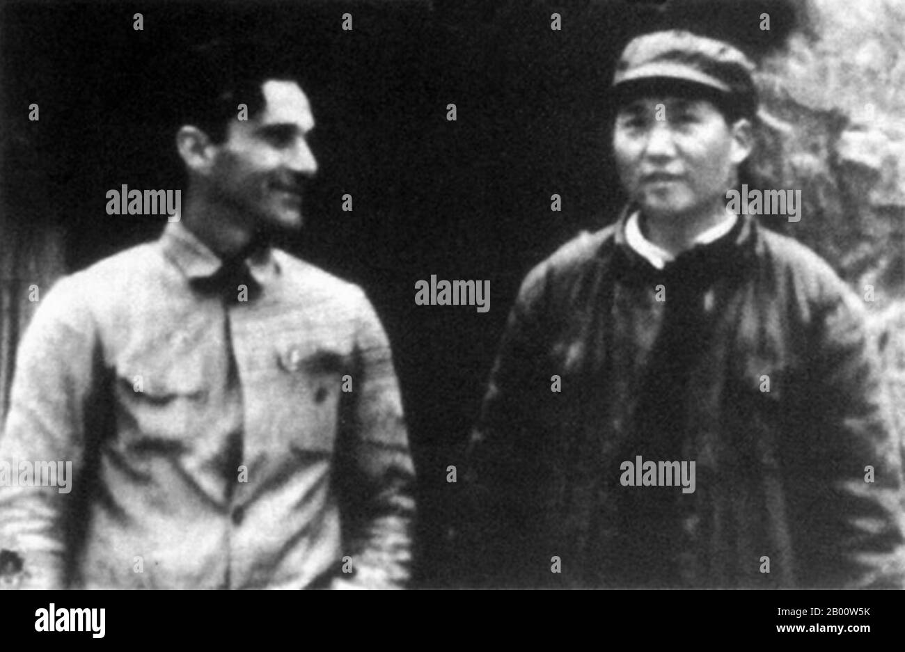 China: American journalist Edgar Snow with Mao Zedong in Yan'an, October 1936.  Edgar Snow (17 July 1905 in Kansas City, Missouri – 15 February 1972 in Geneva) was an American journalist known for his books and articles on Communism in China and the Chinese Communist revolution. He is believed to be the first Western journalist to interview Chinese Communist leader Mao Zedong, and is best known for Red Star Over China (1937) an account of the Chinese Communist movement from its foundation until the late 1930s. Stock Photo