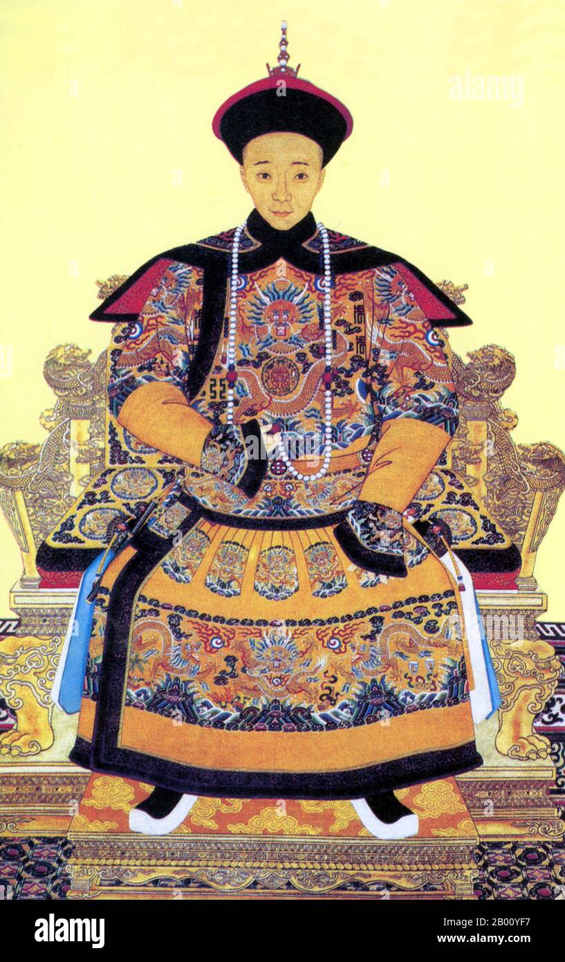 China: Emperor Xianfeng (1831 - 1861), birth name Yizhu and temple name Wenzong. Hanging scroll painting, 19th century.  The Xianfeng Emperor (17 July 1831– 22 August 1861), born Yizhu, was the eighth Emperor of the Manchu-led Qing Dynasty, and the seventh Qing emperor to rule over China proper, from 1850 to 1861. Stock Photo