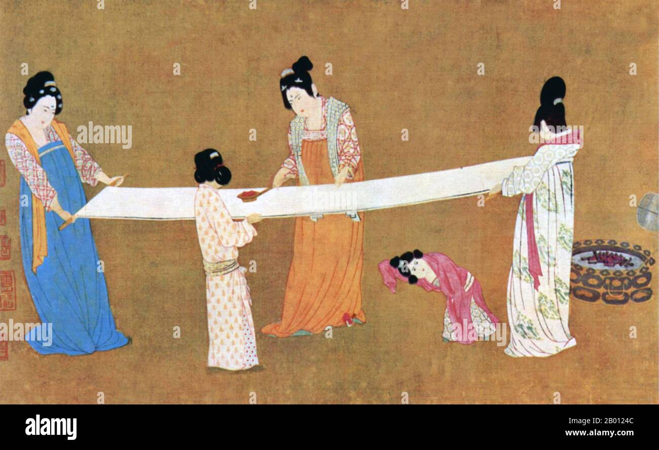 China: 'Court Ladies Preparing Newly-Woven Silk'. Detail of a Song dynasty copy after Zhang Xuan (713-755), 12th century.  Zhang Xuan (713–755) was a Chinese painter who lived during the Tang Dynasty (618–907). One of his best known works is 'Court Ladies Preparing Newly-Woven Silk'. A single copy survives, painted by Emperor Huizong of Song (r. 1100–1125) in the early 12th century. Stock Photo