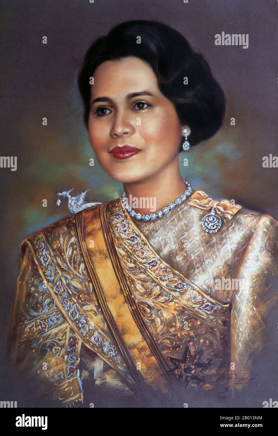 Thailand: Queen Sirikit (12th August 1932 - ), consort of Bhumibol Adulyadej (Rama IX), King of Thailand. Oil on canvas painting, c. 1950s-1960s.  Somdet Phra Nang Chao Sirikit Phra Borommarachininat, born Mom Rajawongse Sirikit Kitiyakara on August 12, 1932), is the queen consort of Bhumibol Adulyadej, King (Rama IX) of Thailand. She is the second Queen Regent of Thailand (the first Queen Regent was Queen Saovabha Bongsri of Siam, later Queen Sri Patcharindra, the queen mother). She suffered a stroke on 21 July 2012, and has not been seen in public since. Stock Photo