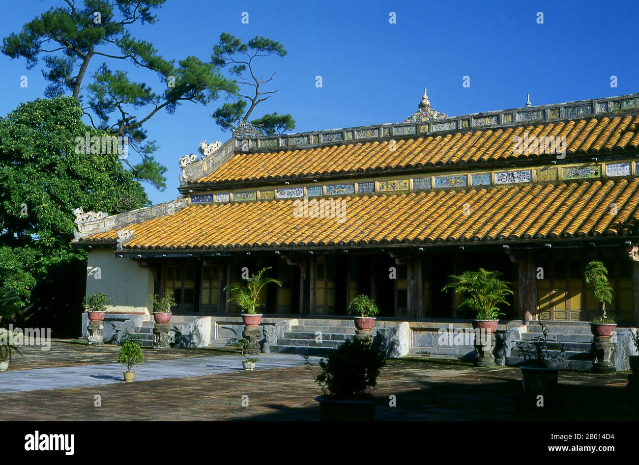 Vietnam: Courtyard at the Tomb of Emperor Thieu Tri, Hue.  Nguyễn Phúc Miên Tông (6 June 1807 – 4 November 1847) was the third emperor of the Vietnamese Nguyễn Dynasty taking the era name of Thiệu Trị. He was the eldest son of Emperor Minh Mạng, and reigned from 14 February 1841 until his death on 4 November 1847.  Emperor Thiệu Trị was much like his father Minh Mạng and carried on his conservative policies of isolationism and the entrenchment of Confucianism. Highly educated in the Confucian tradition, Thiệu Trị had some curiosity about the West, but like his father was very suspicious. Stock Photo