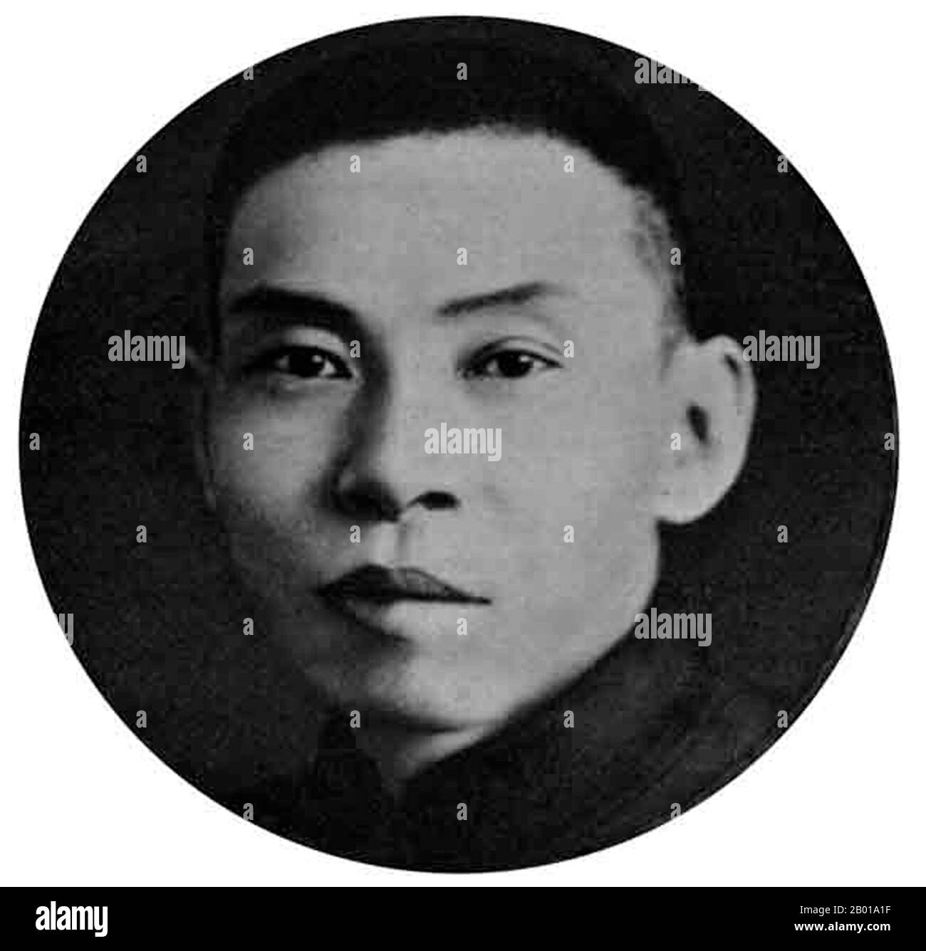China: Du Yuesheng (22 August 1888 - 16 August 1951), Green Gang mobster and Shanghai godfather, c. 1940s.  Du Yuesheng (Tu Yüeh-sheng), commonly known as 'Big-Ears Du', was a Chinese gangster who spent much of his life in Shanghai. He was a key supporter of the Kuomintang (KMT; aka Nationalists) and Chiang Kai-shek in their battle against the Communists during the 1920s, and was a figure of some importance during the Second Sino-Japanese War.  After the Chinese Civil War and the KMT's retreat to Taiwan, Du went into exile in Hong Kong and remained there until his death in 1951. Stock Photo