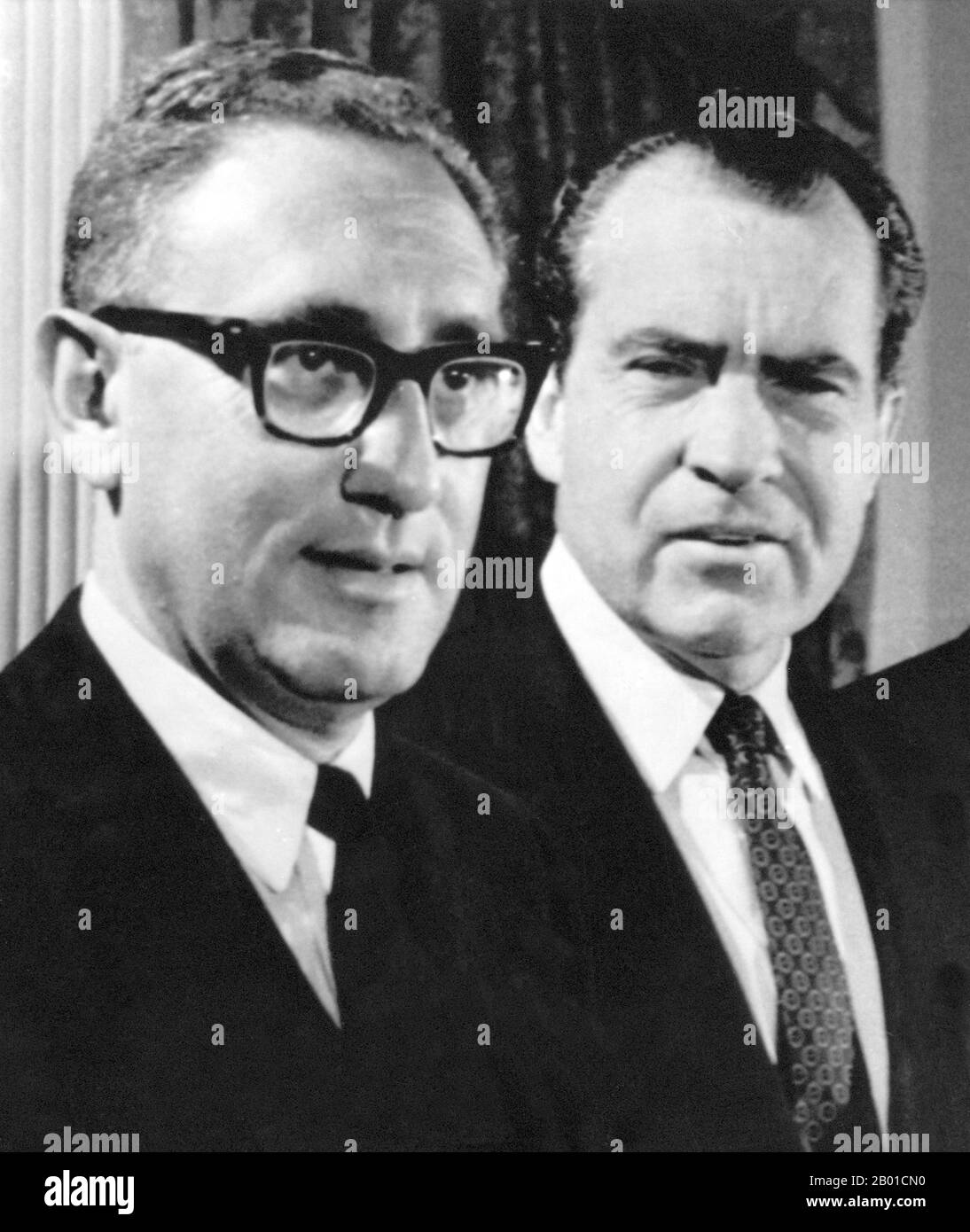 USA: President Richard Nixon (9 January 1913 - 22 April 1994) with his close counsellor and confidant Henry Kissinger (27 May 1923-), c. 1970s.  Kissinger served as National Security Advisor and later concurrently as Secretary of State in the administrations of Presidents Richard Nixon and Gerald Ford. After his term, his opinion was still sought by many following presidents and many world leaders.  A proponent of Realpolitik, Kissinger played a dominant role in United States foreign policy between 1969 and 1977. During this period, he pioneered the policy of détente with the Soviet Union. Stock Photo