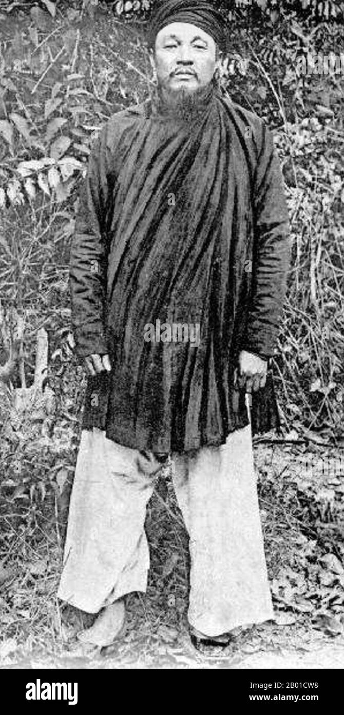 Vietnam: De Tham (1858-1913), Vietnamese patriot and anti-colonialist. Postcard by Pierre Dieulefils (1862-1937), c. 1900.  Đề Thám, born Đoàn Văn Nghĩa and also called Hoàng Hoa Thám or Commander Thám, was a Vietnamese resistance fighter and enemy of French colonialism during the first two decades of French rule in Indochina. A Feudal lord from Yên Thế, he led the Yên Thế Insurrection that fought off the French protectorate in Tonkin for thirty years, attacking French railway networks, seizing trains and capturing French officials for ransom. He was eventually assassinated by a French agent. Stock Photo