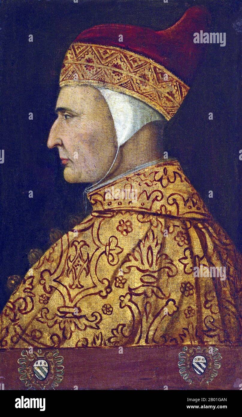 Italy/Venice: Christoforo Moro (1390 - 10 November 1471), 67th Doge of Venice. Oil on canvas painting by the circle of Gentile Bellini (1429-1507), 15th century.  Cristoforo Moro was the Doge of Venice (r. 1462-1471), ahiling form the patrician Moro family. Moro's reign was marked by the start of a long war between Venice and the Ottomans. In 1463 Pope Pius II sent Moro a consecrated sword with the intention of convincing Venice to join the anti-Turk alliance. The reaction in Venice was initially hesitant as the Republic's main priority was their economic interests. Stock Photo