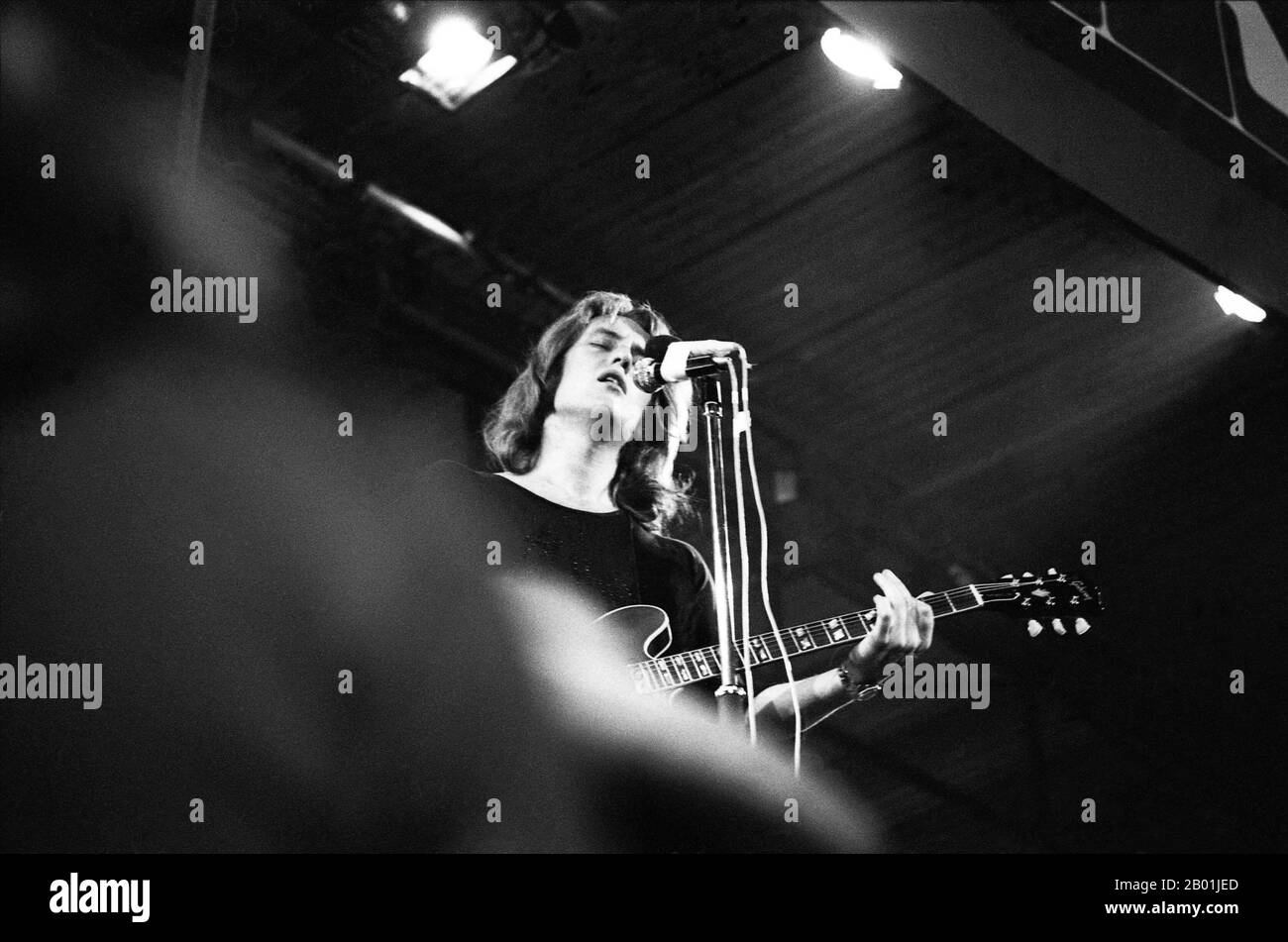 The group Ten Years After during the famous Isle of Wight festival in 1970,  it is estimated that between 600 and 700,000 people attended. Saturday 29  August 1970 Stock Photo - Alamy