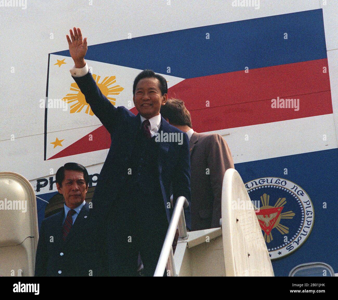 Philippines: President Ferdinand E. Marcos pauses to wave to the people waiting to welcome him as he arrives for a visit to Washington DC, USA, 1 May 1983.  Ferdinand Emmanuel Edralin Marcos (11 September 1917 - 28 September 1989) was the 10th President of the Philippines from 1965 to 1986. He was a lawyer, member of the Philippine House of Representatives (1949-1959) and a member of the Philippine Senate (1959-1965).  In 1983, his government was implicated in the assassination of his primary political opponent, Benigno Aquino, Jr. Stock Photo