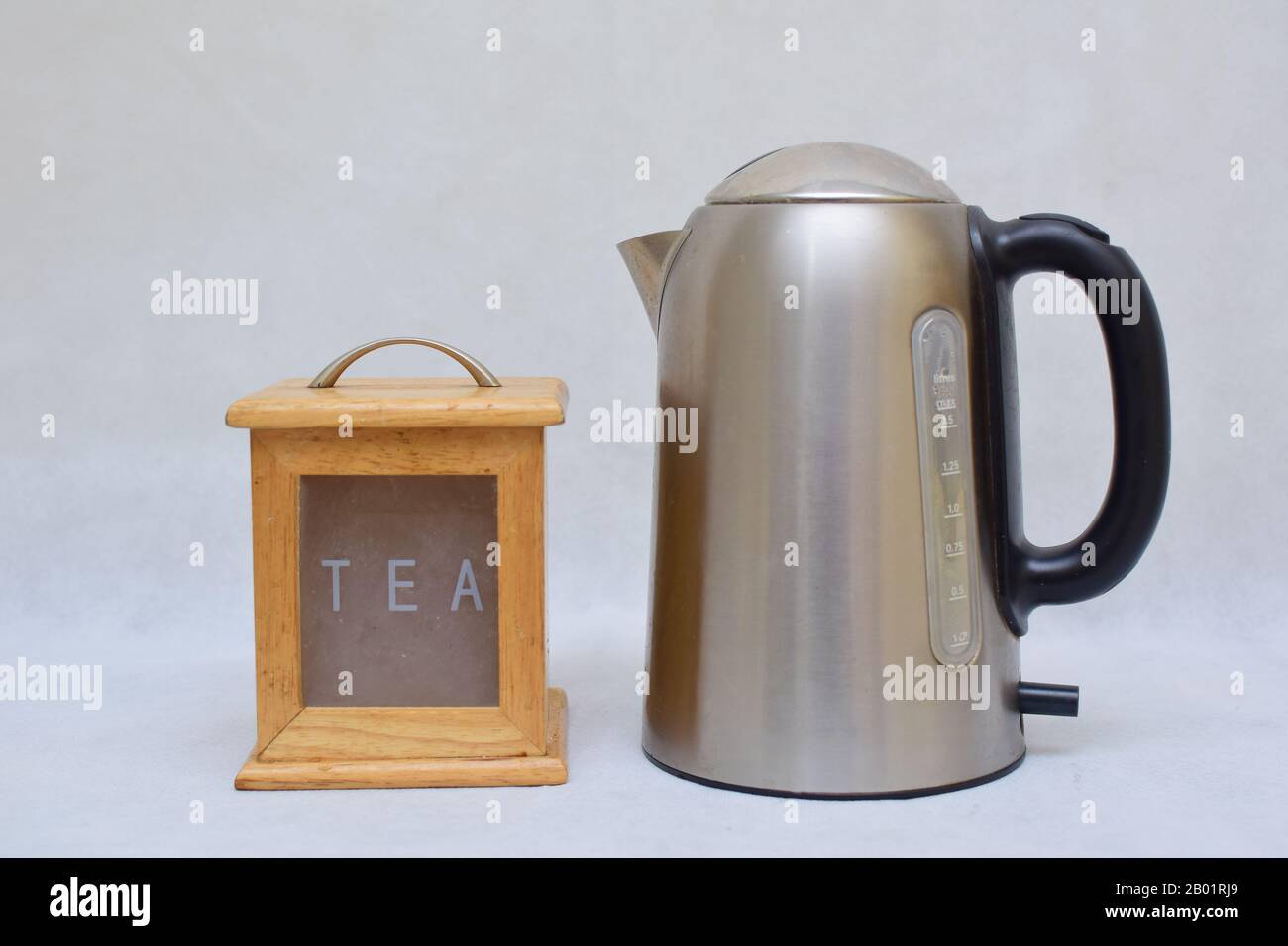 Stainless steel kettle hi-res stock photography and images - Page 12 - Alamy