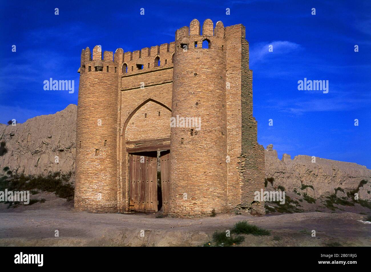 Uzbekistan: The old city walls and the Tallipach gate dating from the 16th  century, Bukhara. The Tallipach gate is one of only two gates remaining  from the old city walls of Bukhara., image size:1300x956