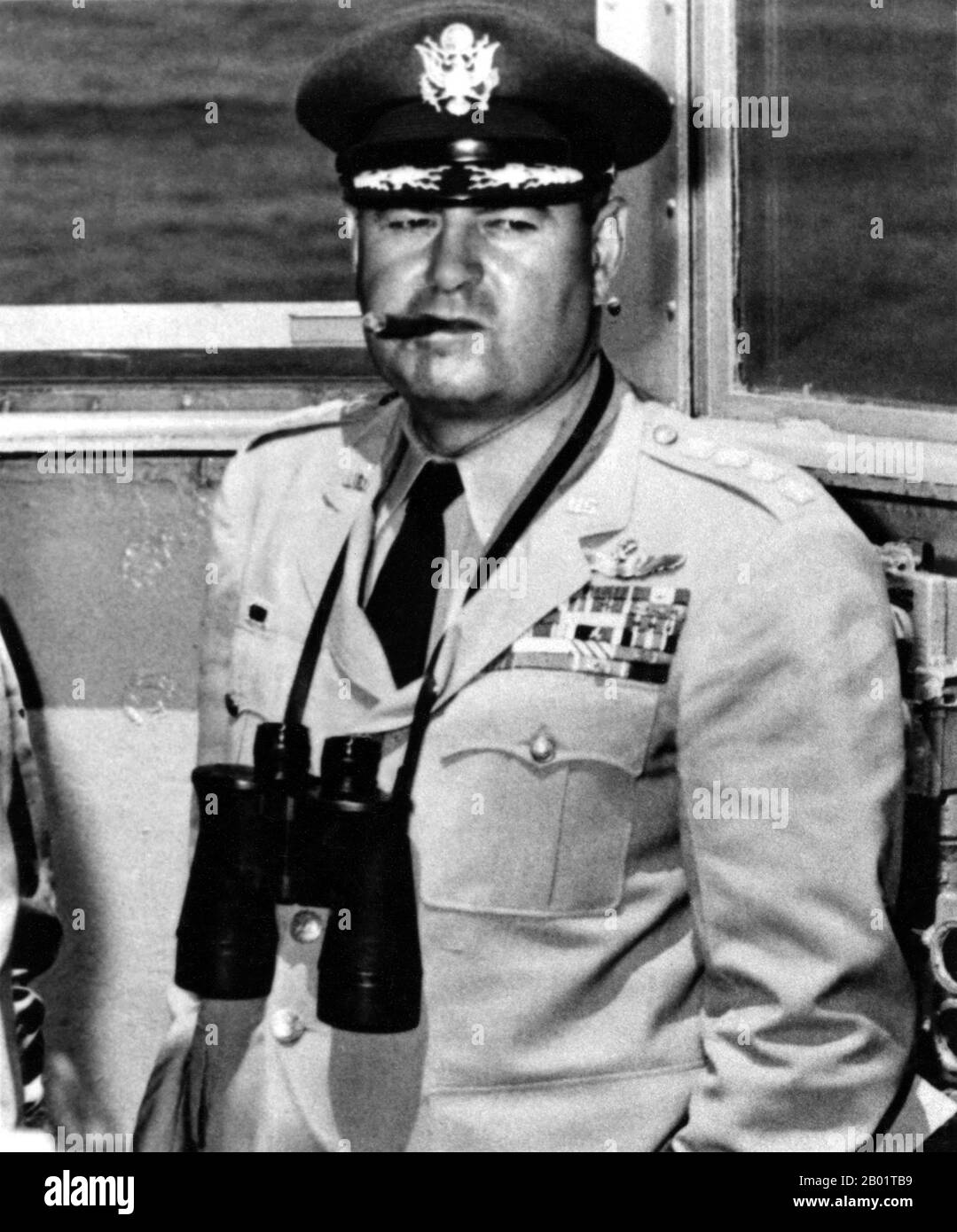 USA: General Curtis Emerson LeMay (15 November 1906 - 1 October 1990), c. 1940s.  Curtis Emerson LeMay was a general in the United States Air Force and the vice presidential running mate of American Independent Party presidential candidate George Wallace in 1968.  He is credited with designing and implementing an effective, but also controversial, systematic strategic bombing campaign in the Pacific theater of World War II. During the war, he was known for planning and executing a massive bombing campaign against cities in Japan. After the war, he headed the Berlin airlift. Stock Photo