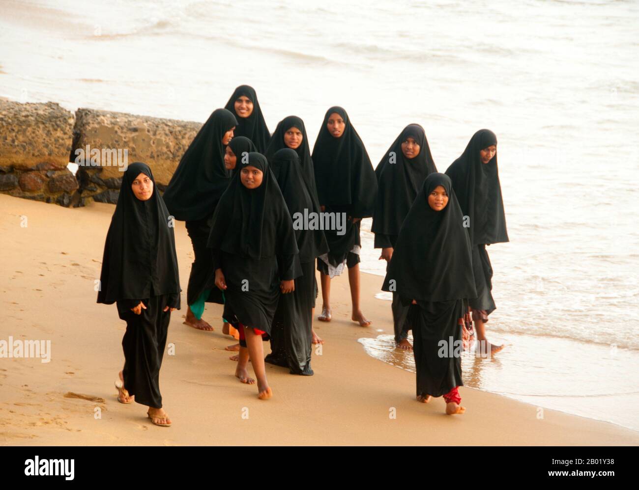 Sri lankan muslims hires stock photography and images Alamy