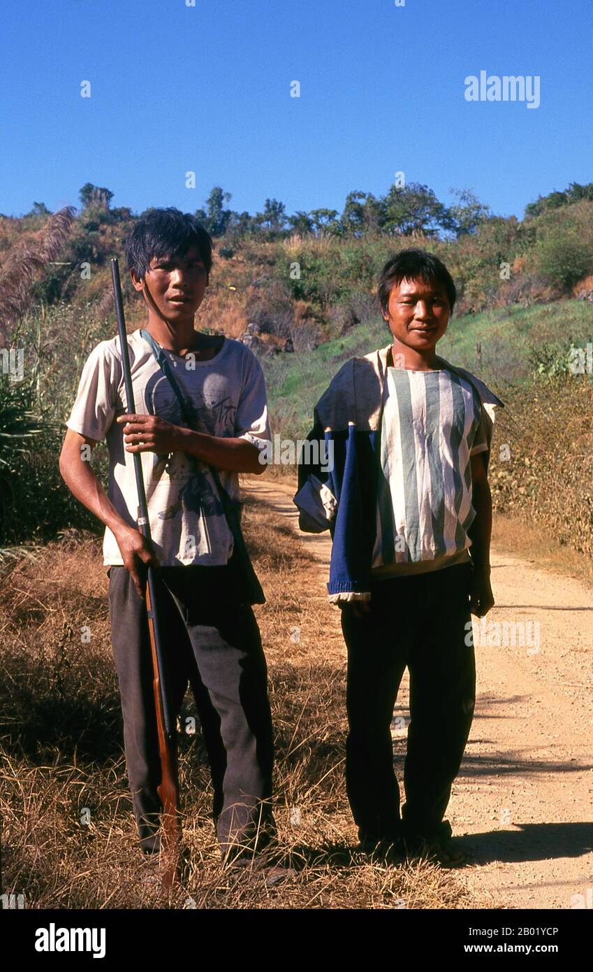 Thailand: Lahu hunters, Doi Angkhang, Chiang Mai Province, northern ...