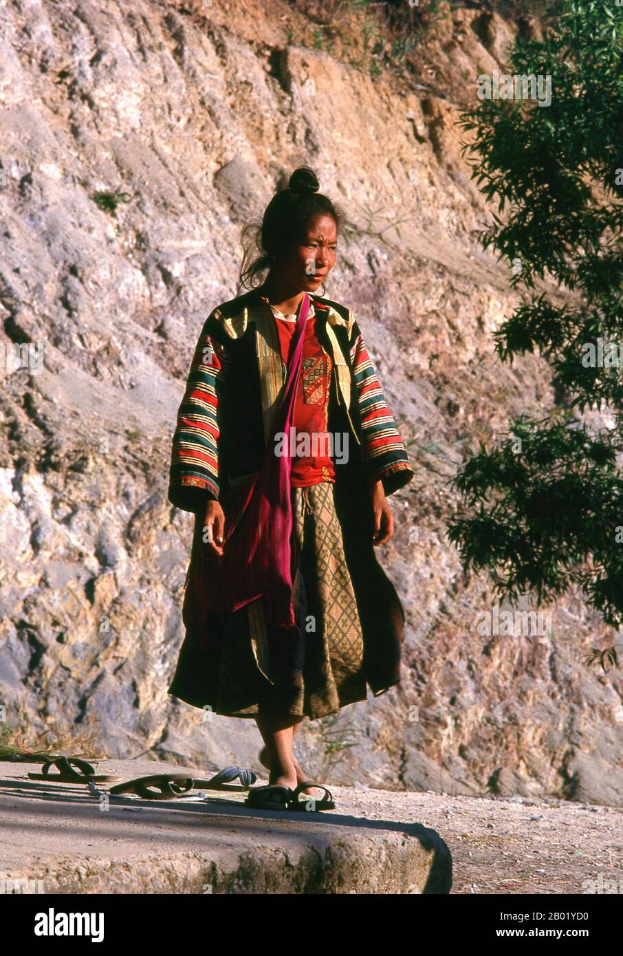 Lahu hill tribe woman hi-res stock photography and images - Alamy