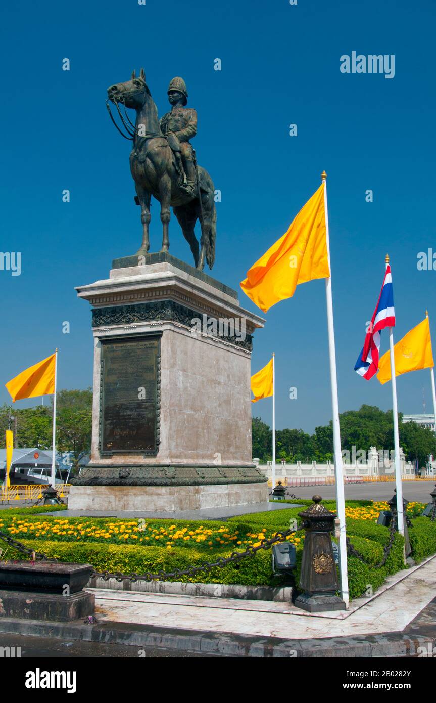 Thailand: King Chulalongkorn (Rama V, 1853 - 1910) Equestrian Statue, Bangkok. Phra Bat Somdet Phra Poramintharamaha Chulalongkorn Phra Chunla Chom Klao Chao Yu Hua, or Rama V was the fifth monarch of Siam under the House of Chakri. He is considered one of the greatest kings of Siam.  His reign was characterized by the modernization of Siam, immense government and social reforms, and territorial cessions to the British Empire and French Indochina. As Siam was threatened by Western expansionism, Chulalongkorn, through his policies and acts, managed to save Siam from being colonized. Stock Photo
