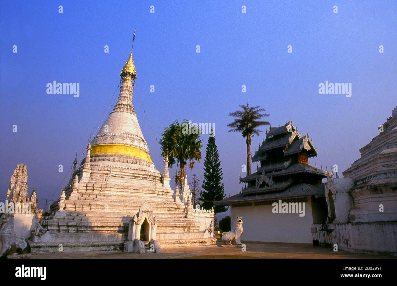 Wat Phra That Doi Kong Mu Was Built In 1860 And Is The Oldest Remaining Temple Structure In Mae Hong Son Province The Larger Of The Two Chedis Was Also Erected In