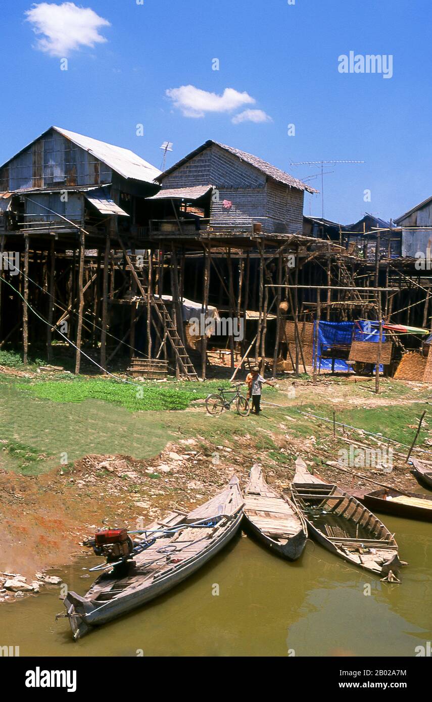 Kompong Chhnang (Port of Pottery) is an important river port on the Tonle Sap River, 60km (38 miles) north of Udong.  The economy of the area is dominated by rice production and many locals live on floating fishing villages during the high-water monsoon season.  Archaeological remains found in Kompong Chhnang province have been linked to the (pre-Khmer) Dvaravati kingdom, dating from the 6th to the 13th century CE. Stock Photo
