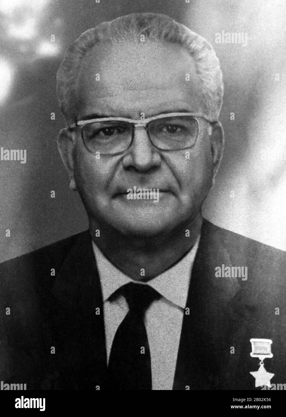 Jaime Ramón Mercader del Río (7 February 1913 – 18 October 1978) was a Spanish communist who became infamous as the assassin of the Russian Marxist revolutionary Leon Trotsky in 1940, in Mexico. Declassified archives have shown that he was a Soviet agent.  He served 20 years in Mexican prison for the murder. Joseph Stalin presented him with an Order of Lenin in absentia. Mercader was awarded the title of 'Hero of the Soviet Union' after his release in 1961.  In 1961, Mercader moved to the Soviet Union and was subsequently presented with the country's highest decoration, 'Hero of the Soviet Uni Stock Photo