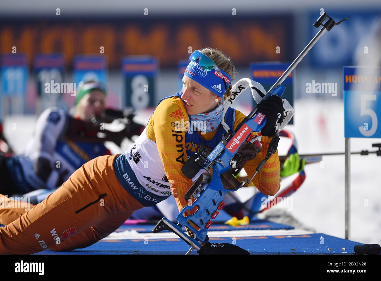 Antholz, Italy. 18th Aug, 2017. Biathlon: World Championship, 15 km singles, women. Vanessa Hinz from Germany shooting before the competition. Credit: Hendrik Schmidt/dpa/Alamy Live News Stock Photo