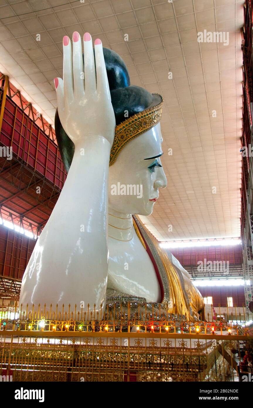 Housed in a pavilion the 70m (230ft) long Chauk Htat Gyi reclining Buddha was constructed in 1966. It replaced a smaller image built in 1907. Stock Photo