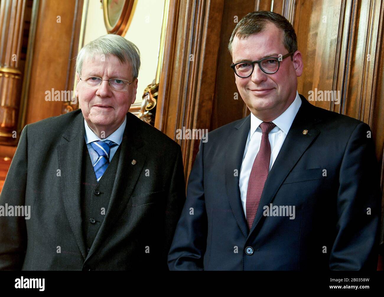 18 February 2020, Berlin: Gerald Haug (r), climate researcher, and Jörg Hacker, President Leopoldina, inform about the transfer of office of the National Academy of Sciences Leopoldina. Haug is to become the new president of the scientific-medical scholarly society. Photo: Britta Pedersen/dpa-Zentralbild/dpa Stock Photo