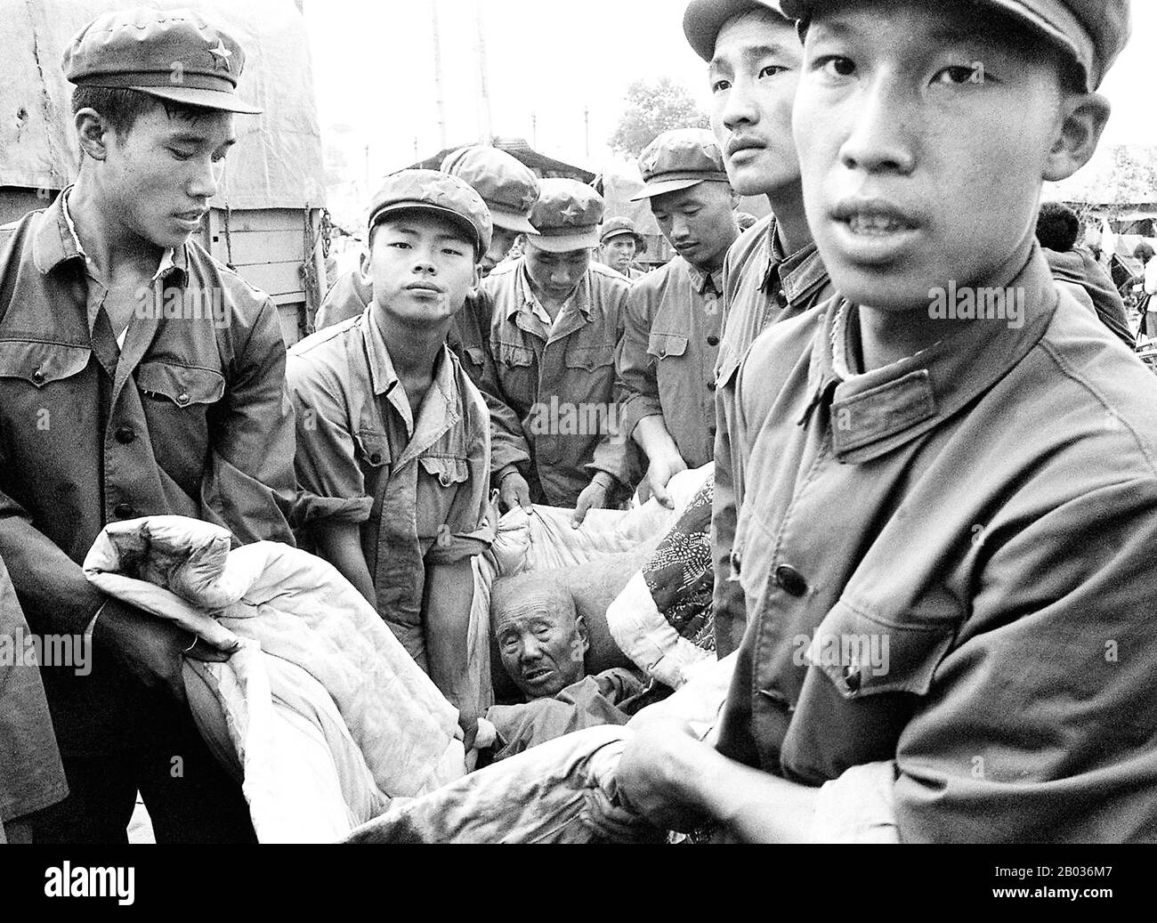 1976 tangshan earthquake hires stock photography and images Alamy