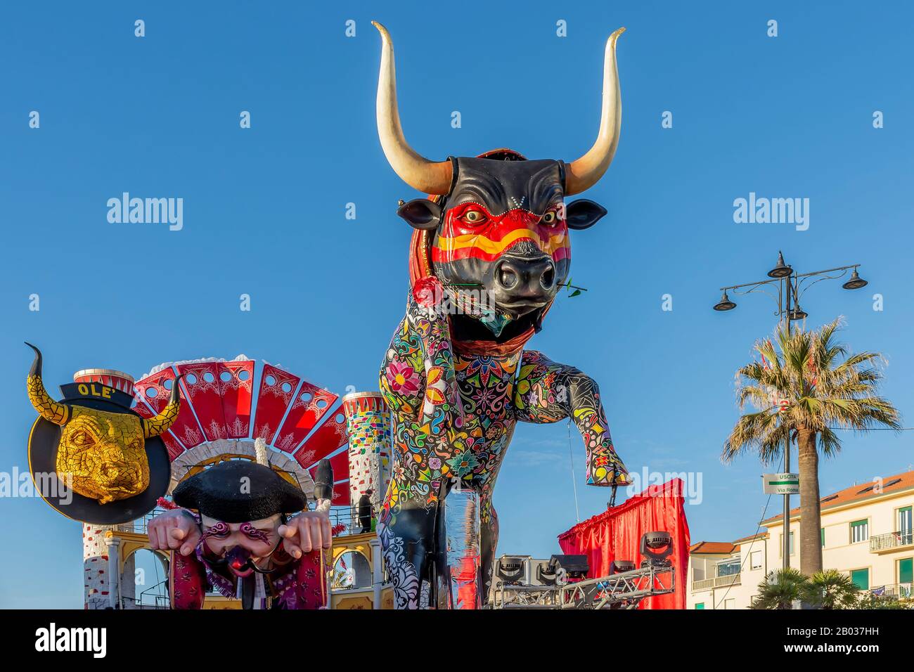 The allegorical float called "Ole' " parades during the Carnival of  Viareggio, Italy Stock Photo - Alamy