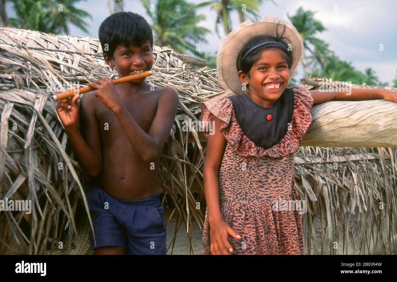 Sri lanka sinhalese child hi-res stock photography and images - Alamy