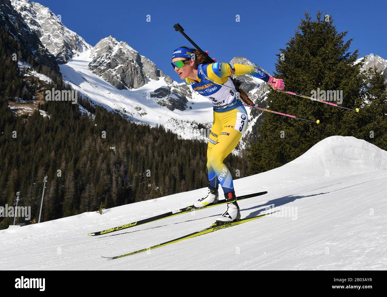Antholz, Italy. 18th Aug, 2017. Biathlon: World Championship, 15 km singles, women. Hanna Öberg from Sweden in action on the track. Credit: Hendrik Schmidt/dpa/Alamy Live News Stock Photo