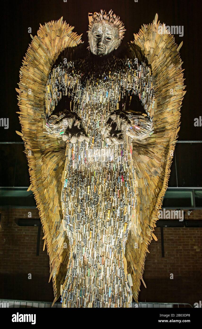 Back view of angel wings hires stock photography and images Alamy