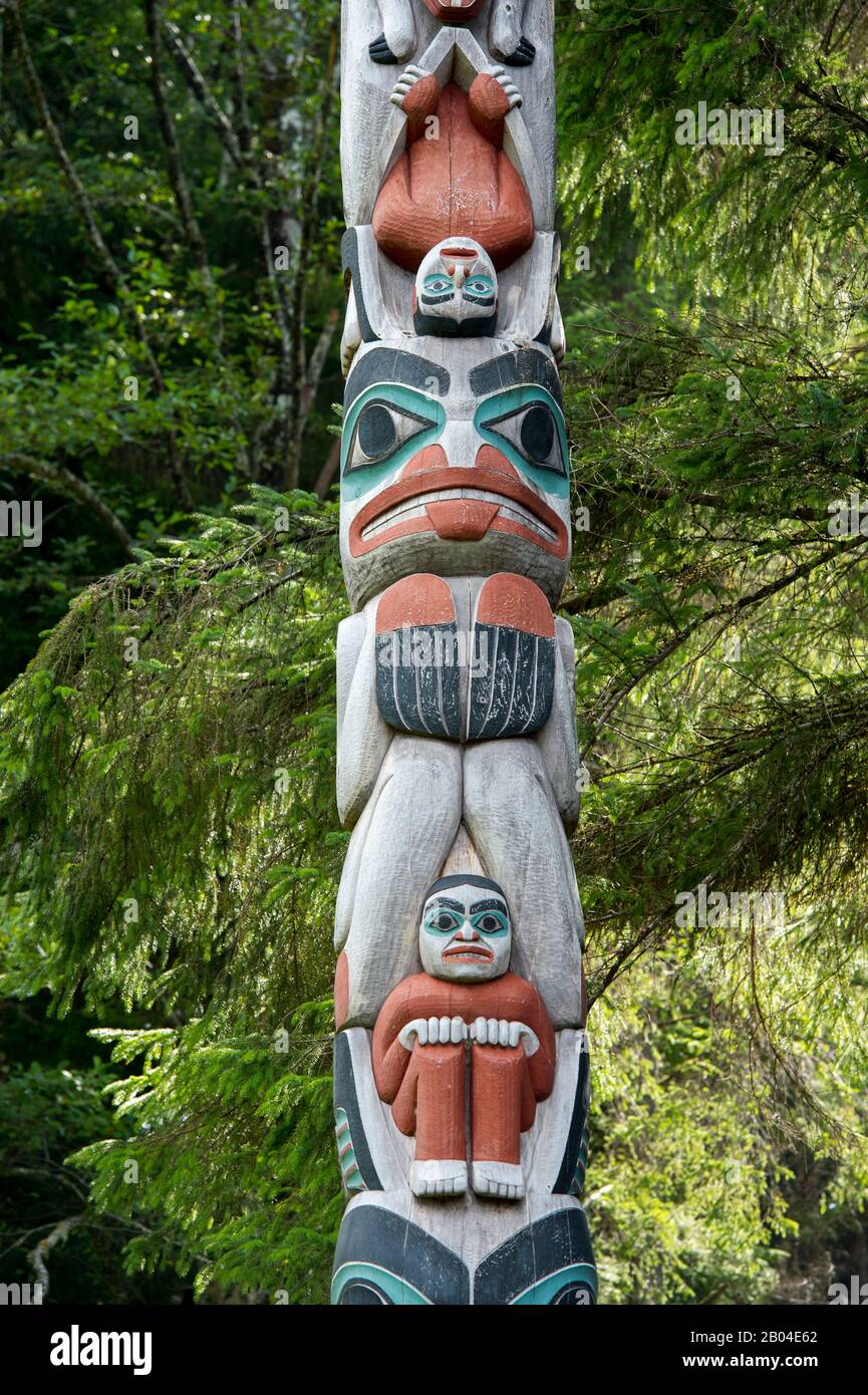 Detail of Haida totem pole (#7 Land Otter Pole) at the Totem Bight State  Historical Park in Ketchikan, Southeast Alaska, USA Stock Photo - Alamy