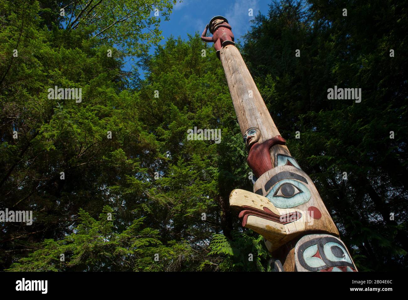 Ketchikan Raven Tlingit raven hi-res stock photography and images - Alamy