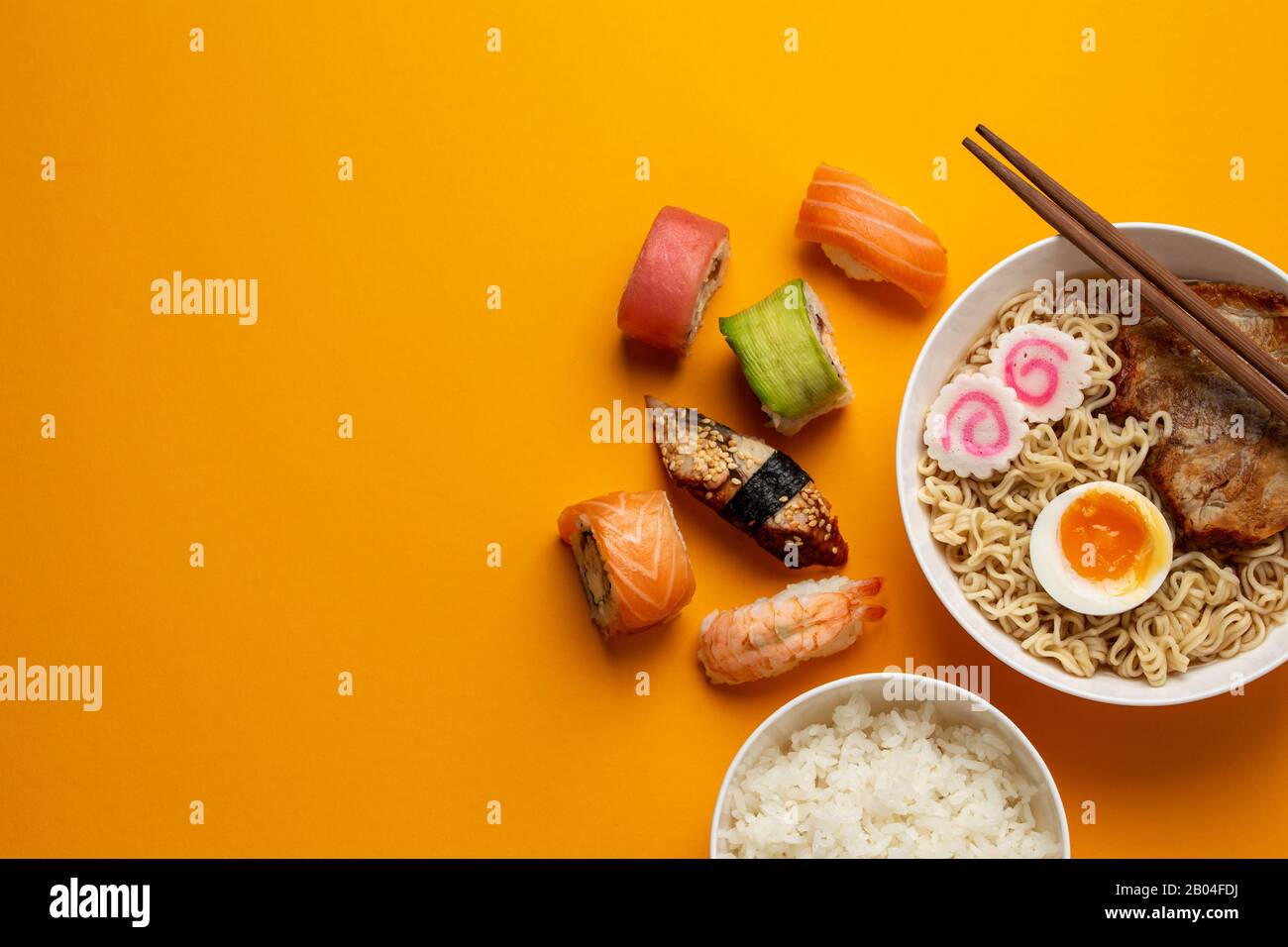 Japanese dishes set Stock Photo Alamy