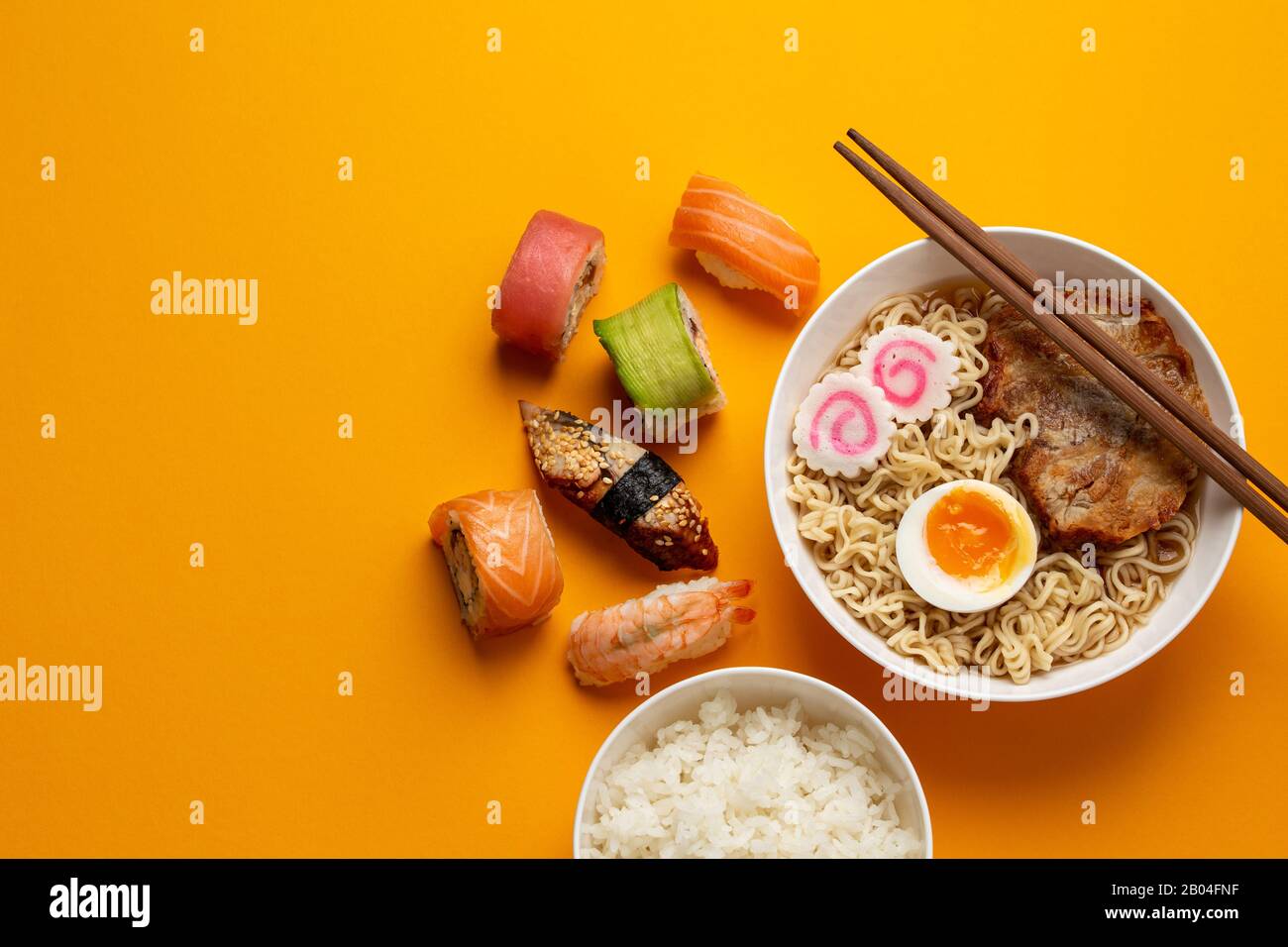 Japanese dishes set Stock Photo Alamy