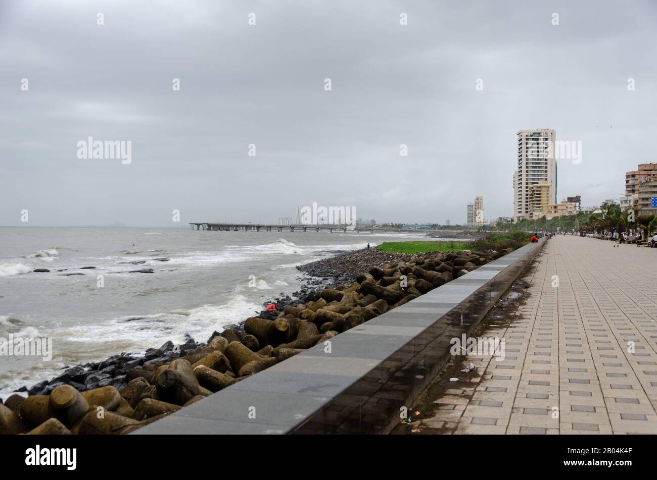 Beautiful view of the Bandra - Worli Sea Link from Worli Sea Face on a cloudy day in Mumbai, Maharashtra, India Stock Photo