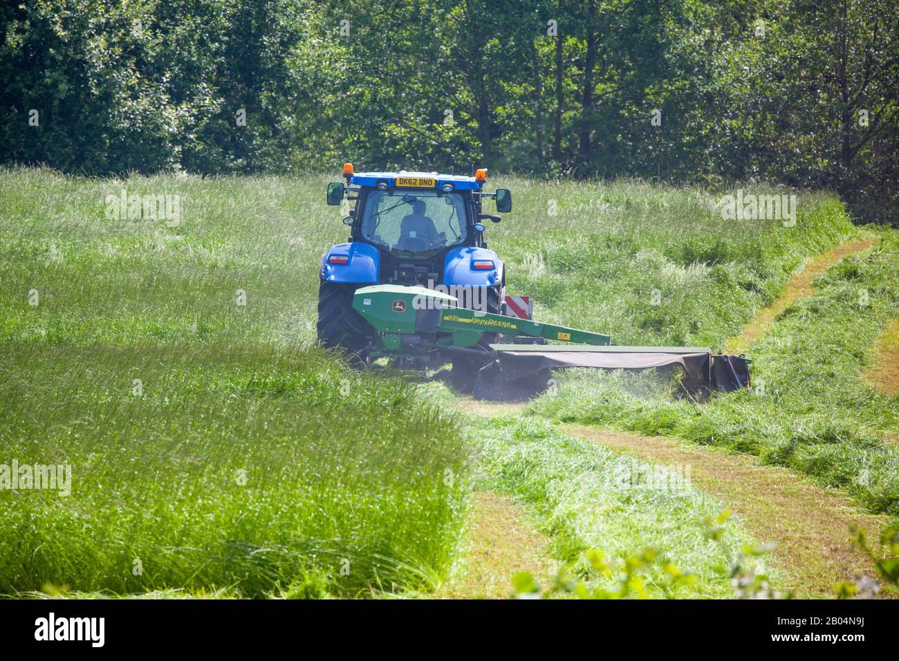 Grass Cutting High Resolution Stock Photography and Images Alamy