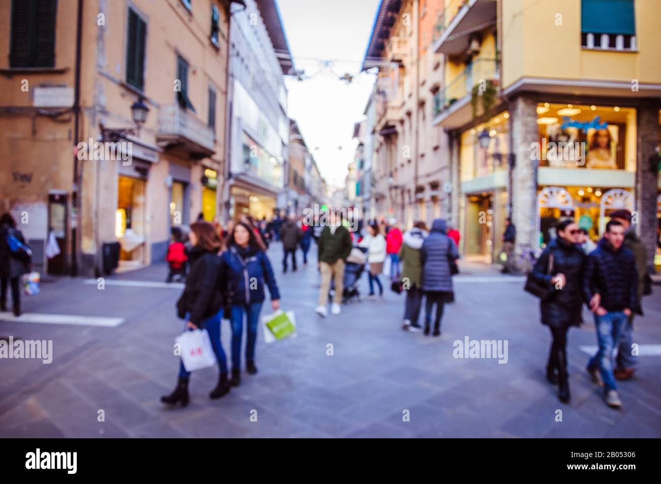 Crowded street city faces hi-res stock photography and images - Alamy