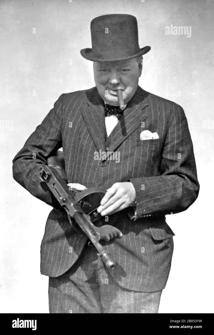 Tommy gun gangster hi-res stock photography and images - Alamy