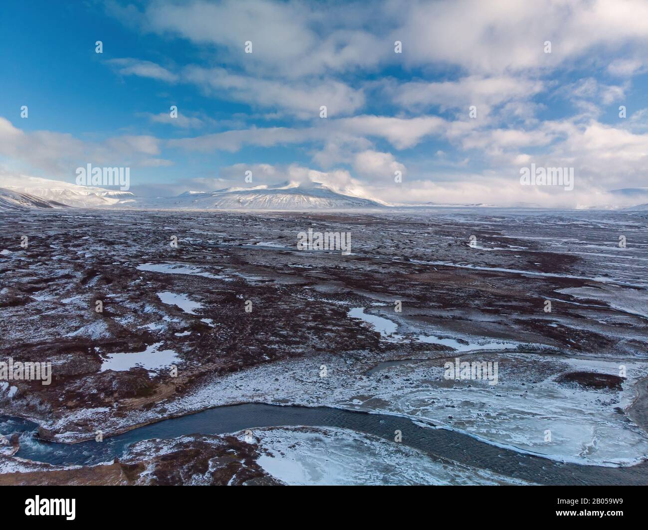 Drone flying above frozen river hi-res stock photography and images - Alamy