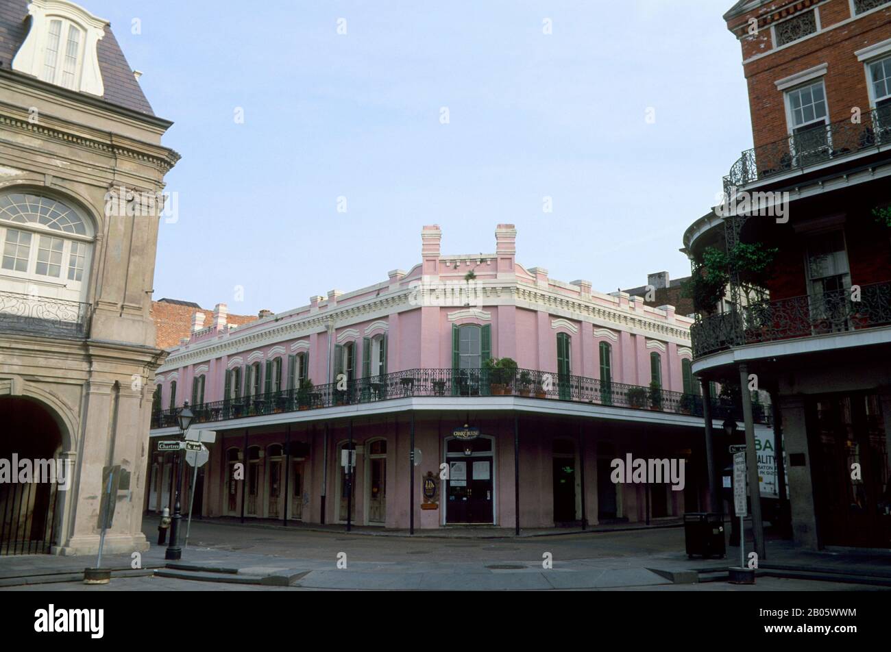 USA,LOUISIANA,NEW ORLEANS, FRENCH QUARTER, CHART HOUSE Stock Photo Alamy