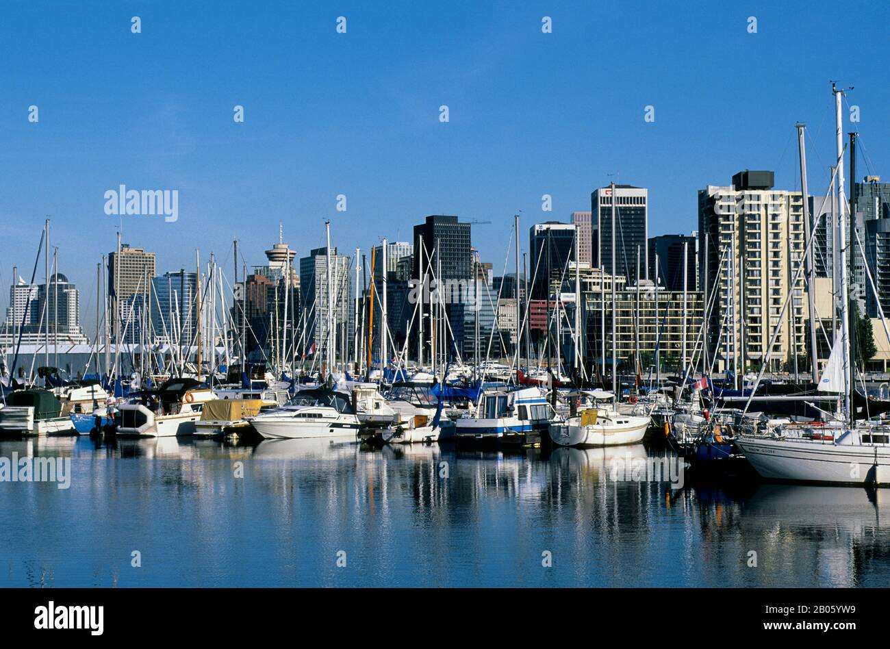 Stanley park vancouver skyline hi-res stock photography and images - Alamy
