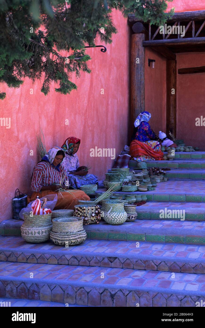 Mexican indian women hi-res stock photography and images - Alamy