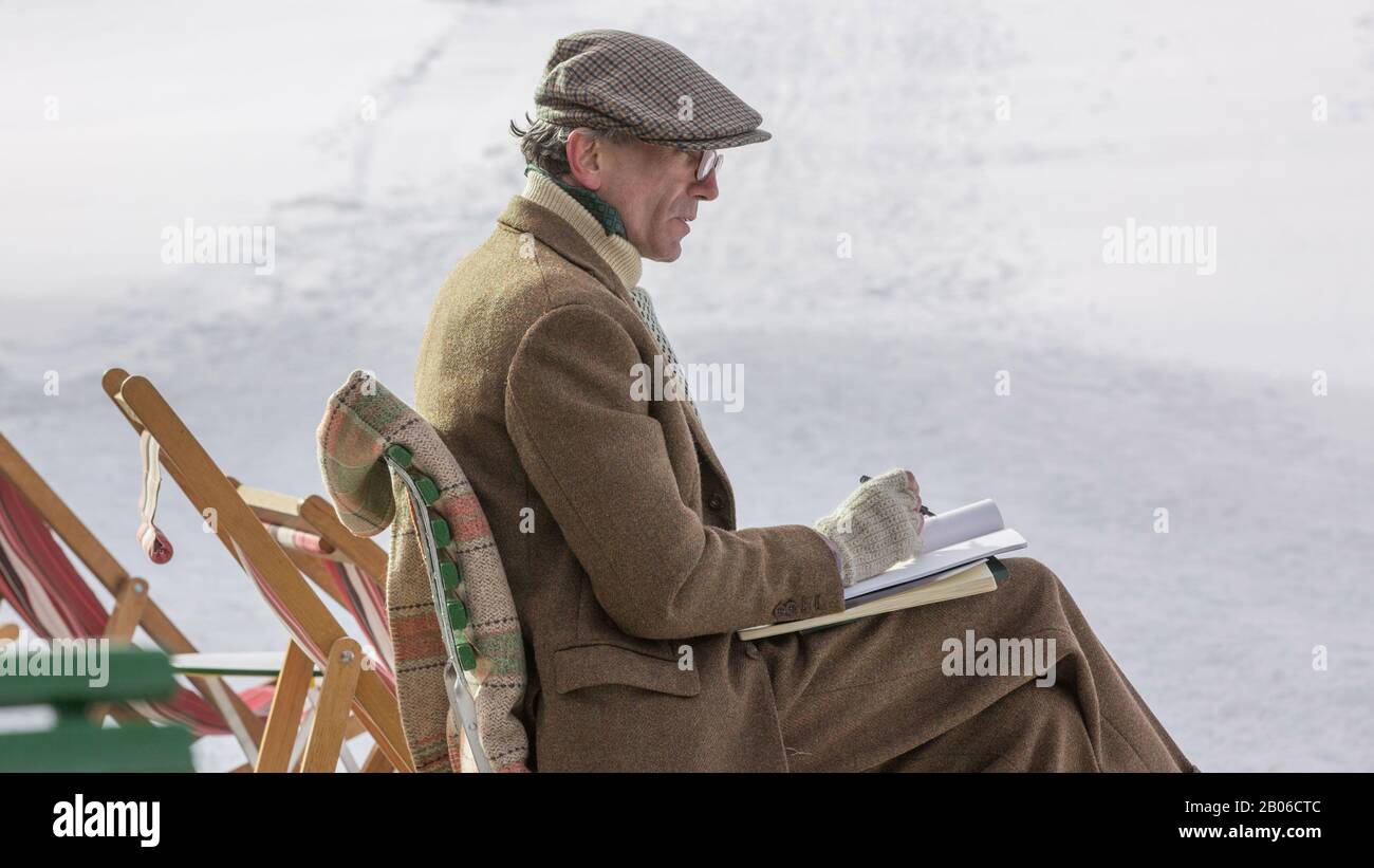 Lesley manville phantom thread hi-res stock photography and images - Alamy