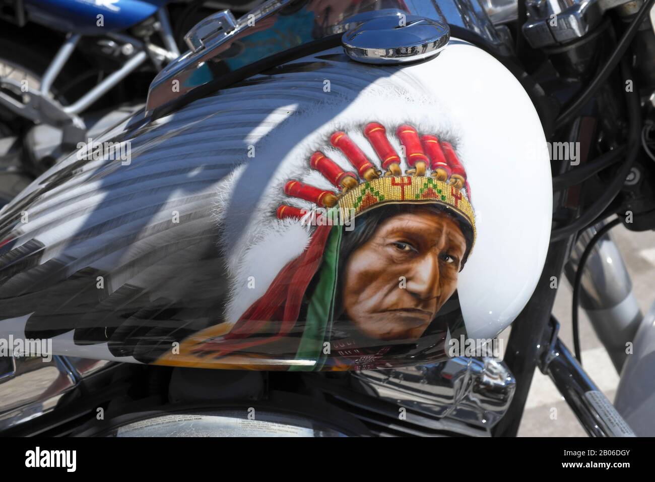 Harley Davidson Heritage Softail Fuel Tank Depicting A American Red