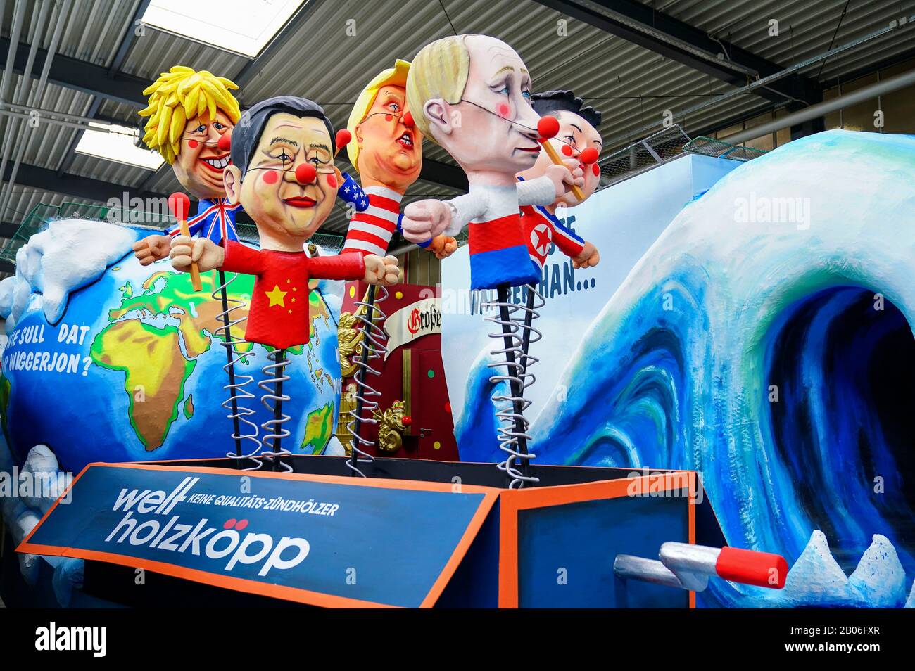 Cologne Deutschland 18th Feb 2020 Holzkopp Wagen At The Topping Out Ceremony For Kolner Rosenmontagszug 2020