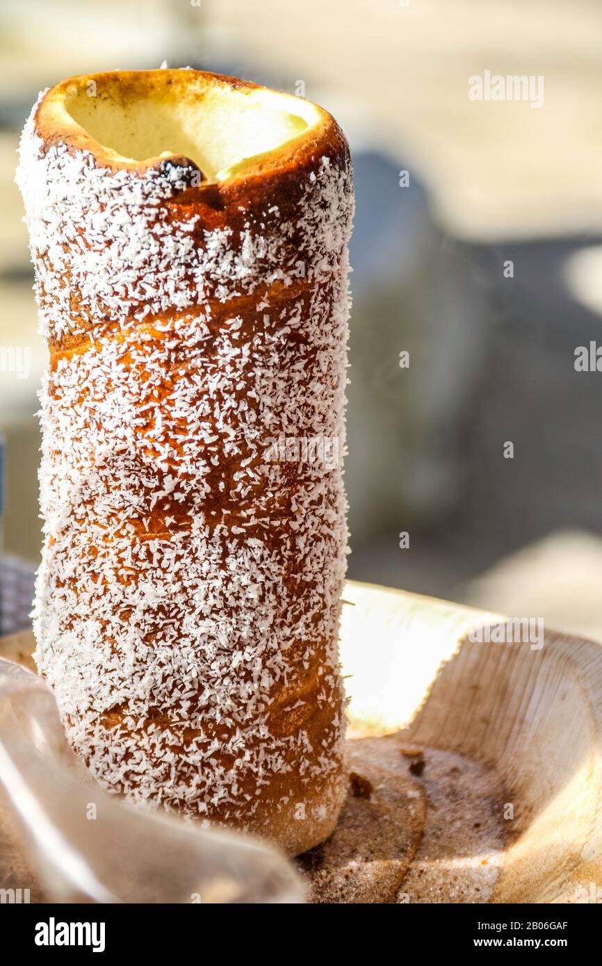 Kurtos Kalacs Authentique Hongroise Faitmaison Cakes Gateaux Saint Tropez France February Credit Ilona Barna Biphotonews Stock Photo Alamy Kurtos Kalacs Authentique Hongroise Faitmaison Cakes Gateaux Saint Tropez France February Credit Ilona Barna Biphotonews Stock Photo Alamy
