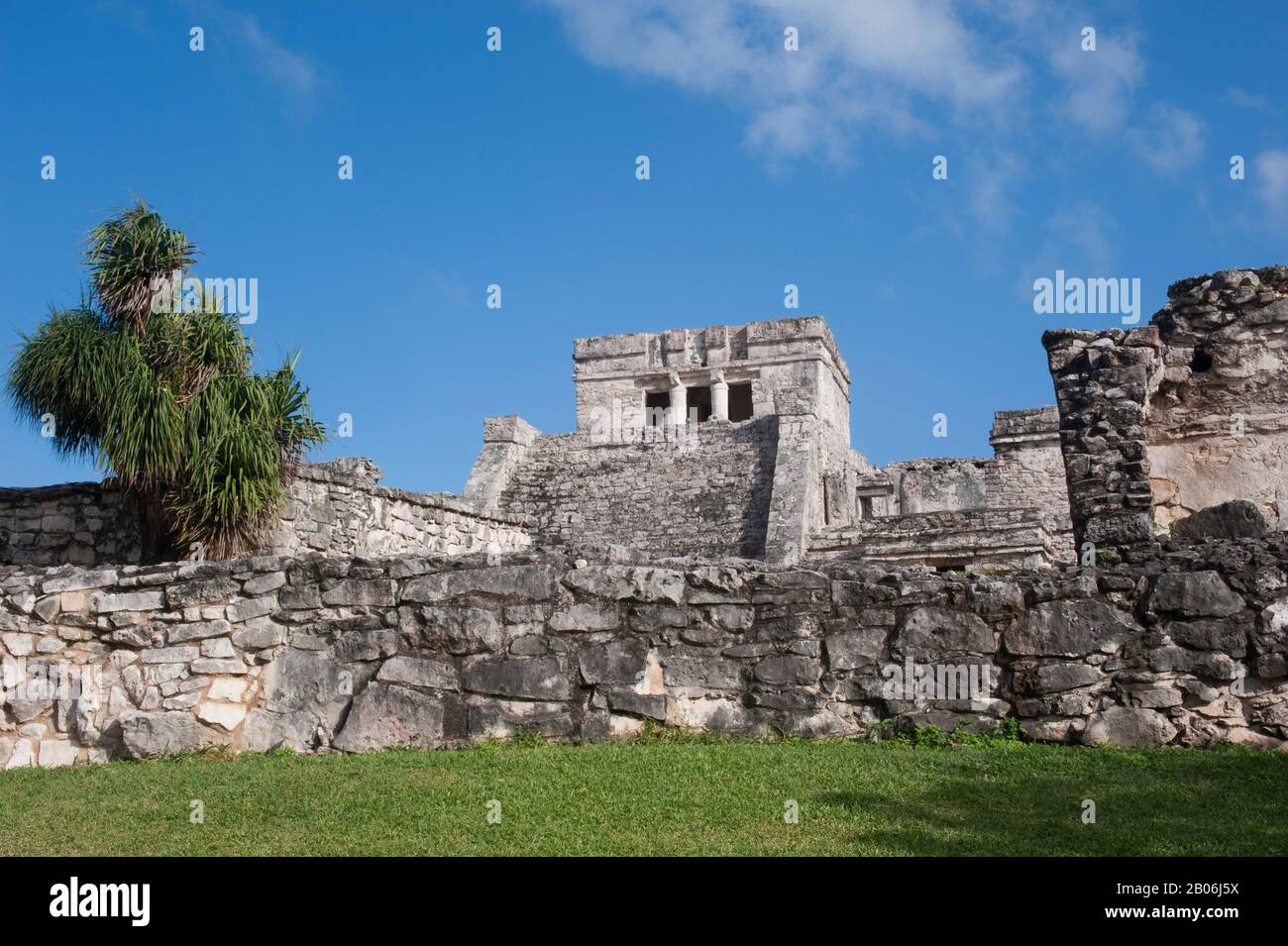 MEXICO, YUCATAN PENINSULA, NEAR CANCUN, RIVIERA MAYA, MAYA RUINS OF ...