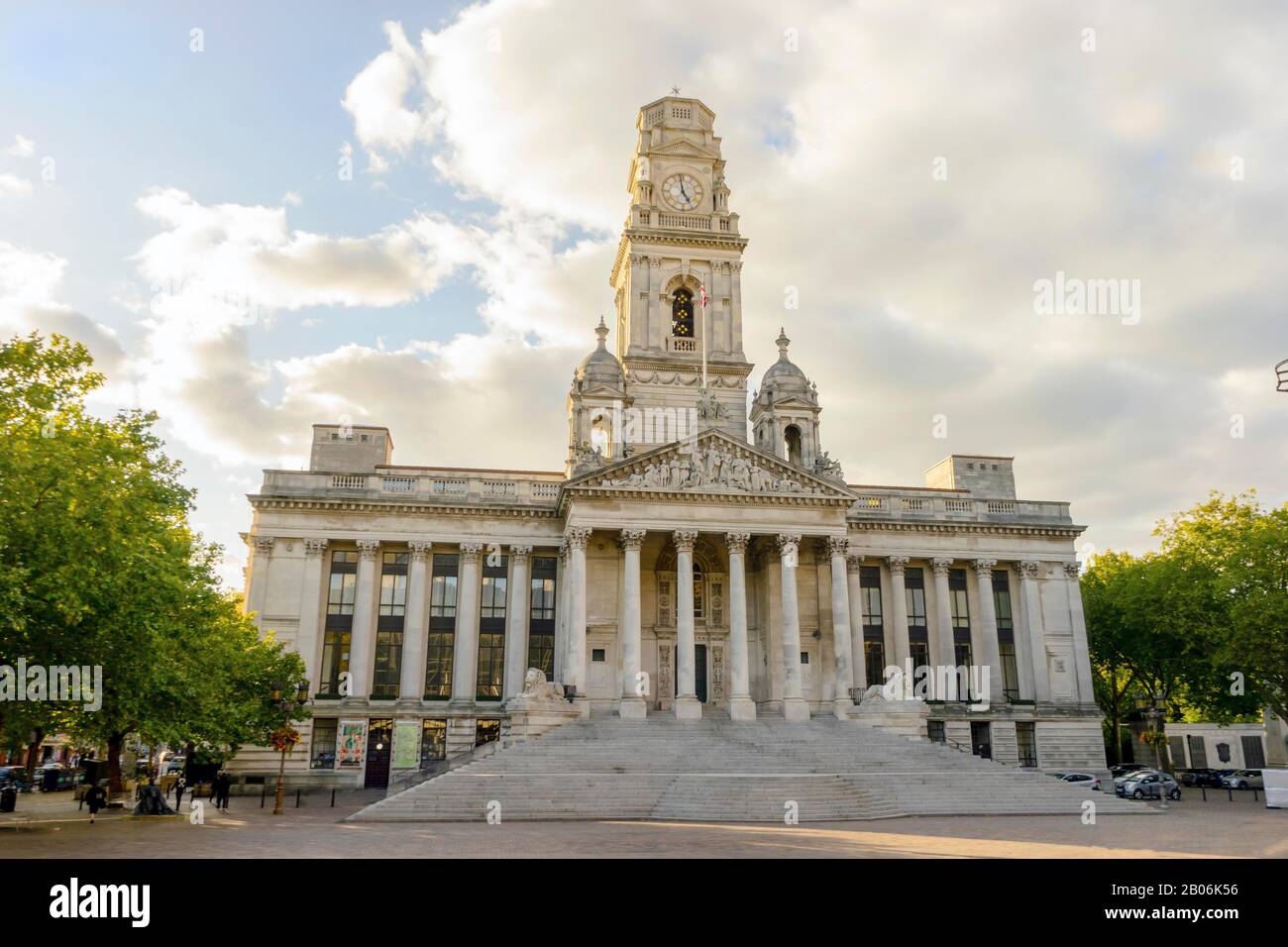 Historic city hall of Portsmouth, United Kingdom Stock Photo Alamy